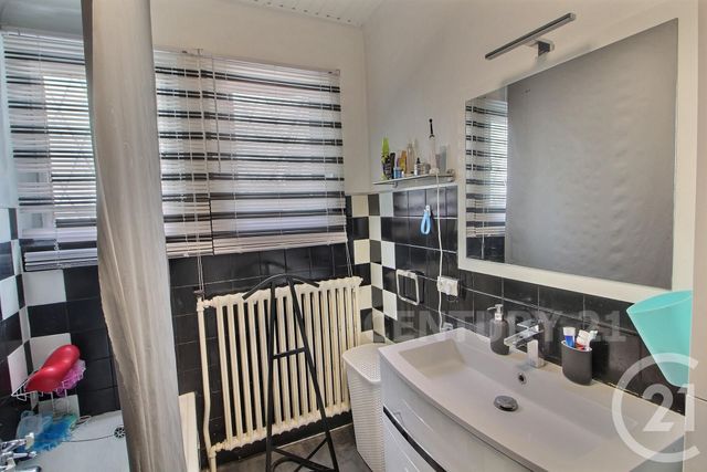 Afficher la photo en grand maison à vendre - 5 pièces - 102.0 m2 - BENING LES ST AVOLD - 57 - LORRAINE - Century 21 Rond Point De L'Europe