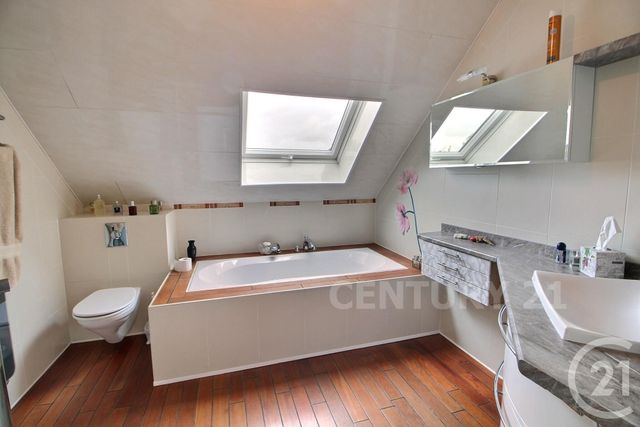 maison à vendre - 8 pièces - 229.0 m2 - LACHAMBRE - 57 - LORRAINE - Century 21 Rond Point De L'Europe maison à vendre - 8 pièces - 229.0 m2 - LACHAMBRE - 57 - LORRAINE - Century 21 Rond Point De L'Europe