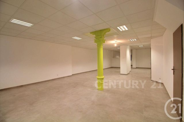 Afficher la photo en grand divers à vendre - 155.0 m2 - ST AVOLD - 57 - LORRAINE - Century 21 Rond Point De L'Europe