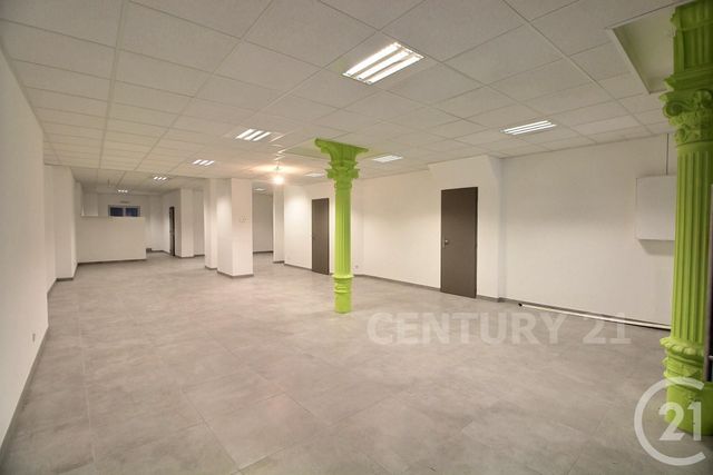 Afficher la photo en grand divers à vendre - 155.0 m2 - ST AVOLD - 57 - LORRAINE - Century 21 Rond Point De L'Europe