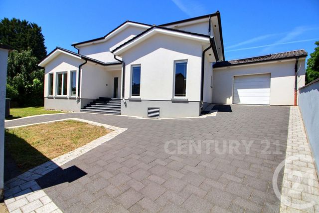 Afficher la photo en grand maison à vendre - 8 pièces - 280.0 m2 - FORBACH - 57 - LORRAINE - Century 21 Rond Point De L'Europe