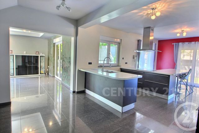 Afficher la photo en grand maison à vendre - 8 pièces - 280.0 m2 - FORBACH - 57 - LORRAINE - Century 21 Rond Point De L'Europe