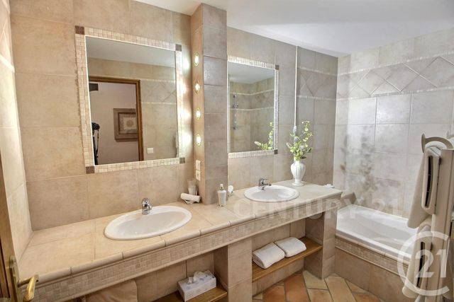 Afficher la photo en grand maison à vendre - 12 pièces - 350.0 m2 - 57 - LORRAINE - Century 21 Rond Point De L'Europe
