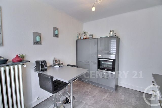 Appartement F3 à vendre - 3 pièces - 97.79 m2 - FORBACH - 57 - LORRAINE - Century 21 Rond Point De L'Europe Appartement F3 à vendre - 3 pièces - 97.79 m2 - FORBACH - 57 - LORRAINE - Century 21 Rond Point De L'Europe