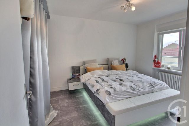 Appartement F3 à vendre - 3 pièces - 97.79 m2 - FORBACH - 57 - LORRAINE - Century 21 Rond Point De L'Europe Appartement F3 à vendre - 3 pièces - 97.79 m2 - FORBACH - 57 - LORRAINE - Century 21 Rond Point De L'Europe