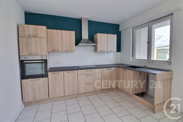 Appartement F5 à louer - 5 pièces - 121.18 m2 - ST AVOLD - 57 - LORRAINE - Century 21 Rond Point De L'Europe Appartement F5 à louer - 5 pièces - 121.18 m2 - ST AVOLD - 57 - LORRAINE - Century 21 Rond Point De L'Europe