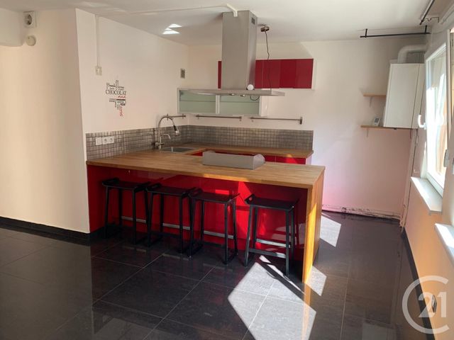 Appartement à louer - 2 pièces - 45.08 m2 - ST AVOLD - 57 - LORRAINE - Century 21 Rond Point De L'Europe