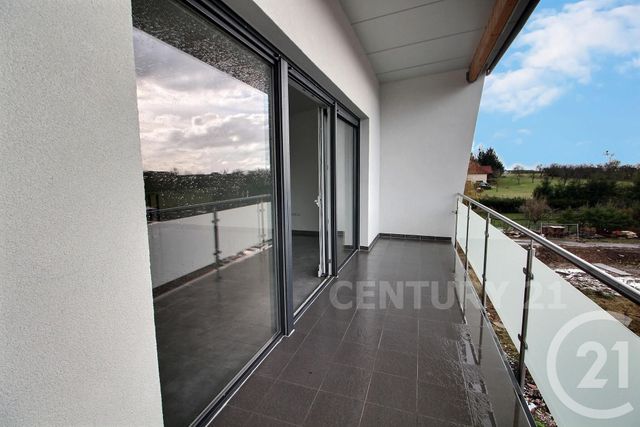 Afficher la photo en grand Appartement Duplex à vendre - 4 pièces - 119.4 m2 - SEINGBOUSE - 57 - LORRAINE - Century 21 Rond Point De L'Europe