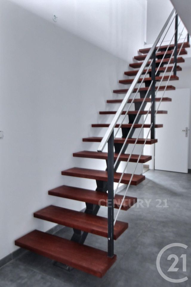 Afficher la photo en grand Appartement Duplex à vendre - 4 pièces - 119.4 m2 - SEINGBOUSE - 57 - LORRAINE - Century 21 Rond Point De L'Europe