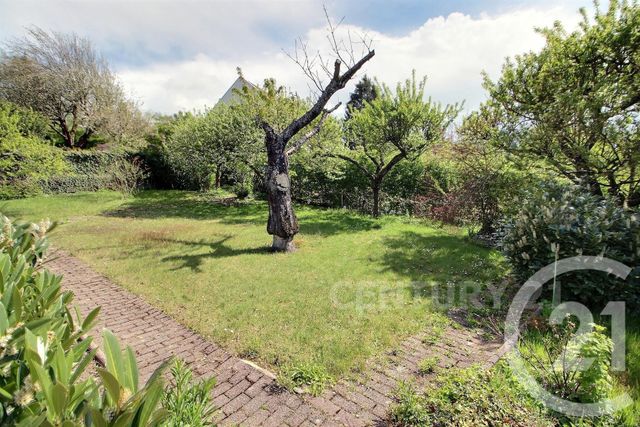 maison à vendre - 8 pièces - 172.0 m2 - ST AVOLD - 57 - LORRAINE - Century 21 Rond Point De L'Europe maison à vendre - 8 pièces - 172.0 m2 - ST AVOLD - 57 - LORRAINE - Century 21 Rond Point De L'Europe