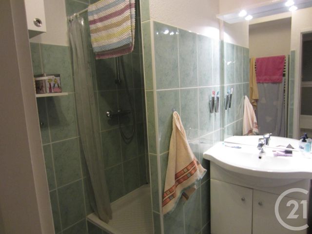 Afficher la photo en grand Appartement F2 à vendre - 2 pièces - 52.0 m2 - FREYMING MERLEBACH - 57 - LORRAINE - Century 21 Rond Point De L'Europe