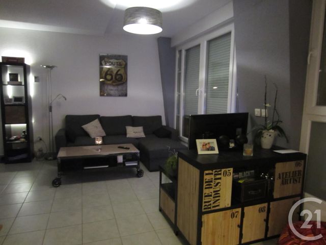 Afficher la photo en grand Appartement F2 à vendre - 2 pièces - 52.0 m2 - FREYMING MERLEBACH - 57 - LORRAINE - Century 21 Rond Point De L'Europe
