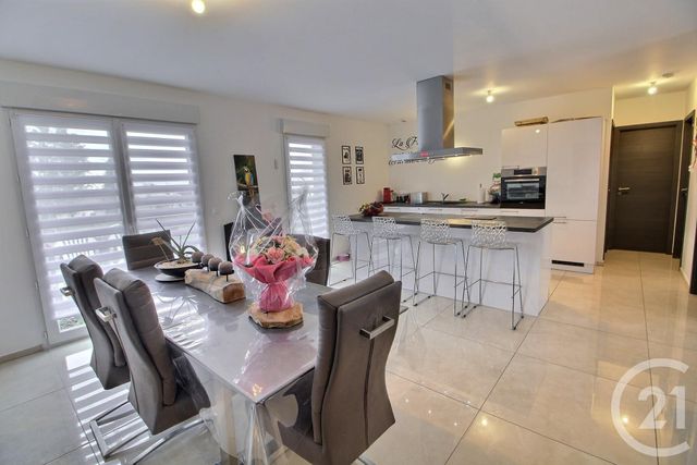 maison à vendre - 5 pièces - 97.75 m2 - GRUNDVILLER - 57 - LORRAINE - Century 21 Rond Point De L'Europe maison à vendre - 5 pièces - 97.75 m2 - GRUNDVILLER - 57 - LORRAINE - Century 21 Rond Point De L'Europe
