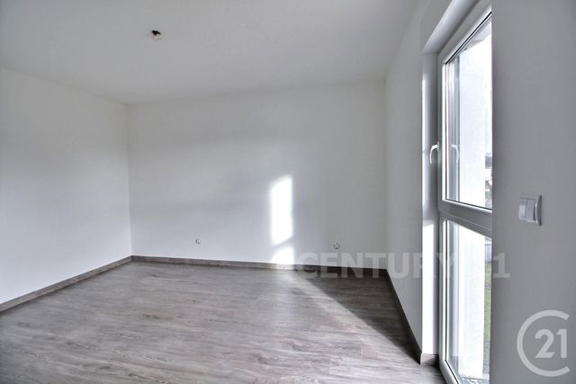 Appartement Duplex à louer - 4 pièces - 118.9 m2 - SEINGBOUSE - 57 - LORRAINE - Century 21 Rond Point De L'Europe Appartement Duplex à louer - 4 pièces - 118.9 m2 - SEINGBOUSE - 57 - LORRAINE - Century 21 Rond Point De L'Europe