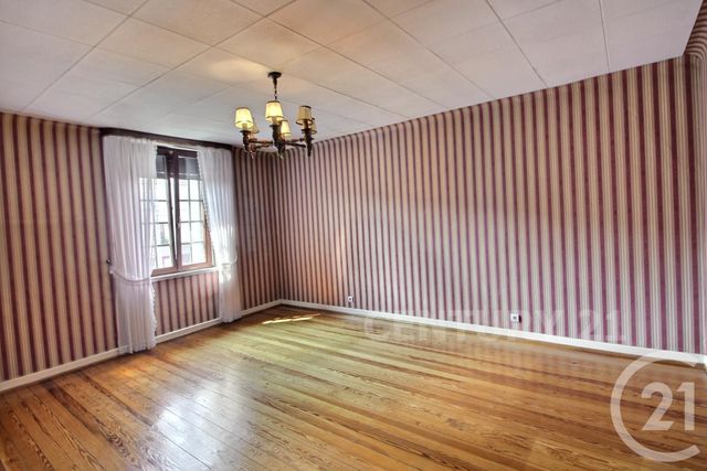 Afficher la photo en grand maison à vendre - 7 pièces - 258.0 m2 - LONGEVILLE LES ST AVOLD - 57 - LORRAINE - Century 21 Rond Point De L'Europe