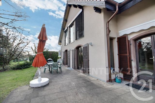 Afficher la photo en grand maison à vendre - 10 pièces - 210.0 m2 - ST AVOLD - 57 - LORRAINE - Century 21 Rond Point De L'Europe