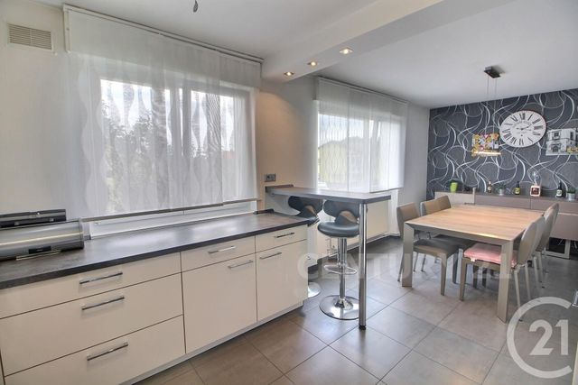 Afficher la photo en grand Appartement F3 à vendre - 3 pièces - 63.58 m2 - FAULQUEMONT - 57 - LORRAINE - Century 21 Rond Point De L'Europe