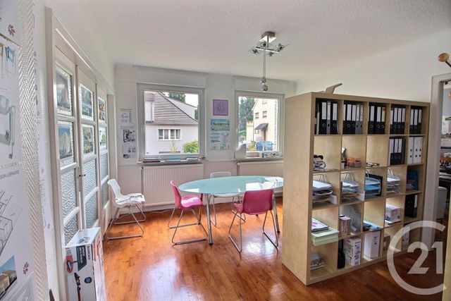 Afficher la photo en grand Appartement F3 à louer - 3 pièces - 64.63 m2 - ST AVOLD - 57 - LORRAINE - Century 21 Rond Point De L'Europe