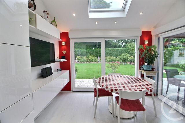Afficher la photo en grand maison à vendre - 5 pièces - 126.0 m2 - ST AVOLD - 57 - LORRAINE - Century 21 Rond Point De L'Europe