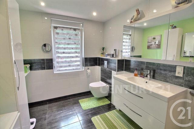 Afficher la photo en grand maison à vendre - 5 pièces - 126.0 m2 - ST AVOLD - 57 - LORRAINE - Century 21 Rond Point De L'Europe