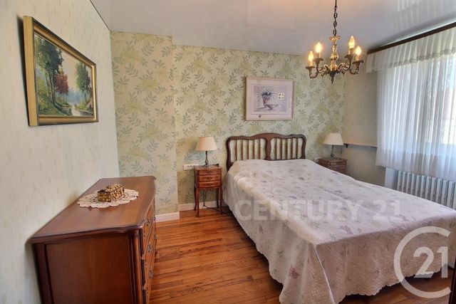 Afficher la photo en grand maison à vendre - 8 pièces - 176.86 m2 - LIXING LES ST AVOLD - 57 - LORRAINE - Century 21 Rond Point De L'Europe