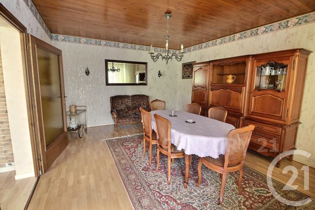 Afficher la photo en grand maison à vendre - 8 pièces - 176.86 m2 - LIXING LES ST AVOLD - 57 - LORRAINE - Century 21 Rond Point De L'Europe
