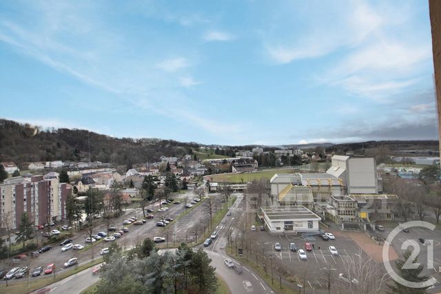 Afficher la photo en grand Appartement F5 à vendre - 5 pièces - 97.13 m2 - ST AVOLD - 57 - LORRAINE - Century 21 Rond Point De L'Europe