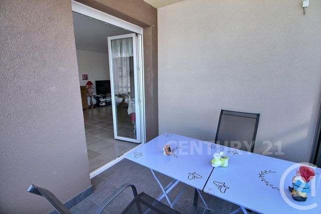 Afficher la photo en grand Appartement F3 à vendre - 3 pièces - 77.8 m2 - ST AVOLD - 57 - LORRAINE - Century 21 Rond Point De L'Europe