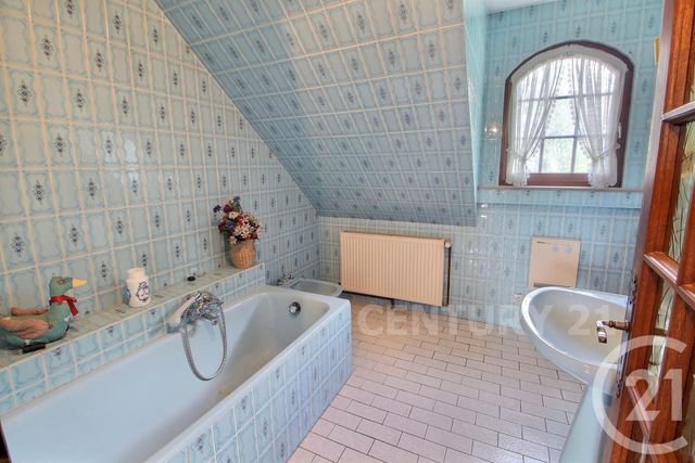 Afficher la photo en grand maison à vendre - 8 pièces - 172.0 m2 - ST AVOLD - 57 - LORRAINE - Century 21 Rond Point De L'Europe