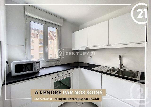 Appartement F2 à vendre - 2 pièces - 42.77 m2 - ST AVOLD - 57 - LORRAINE - Century 21 Rond Point De L'Europe