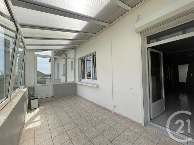 Appartement F4 à louer - 4 pièces - 103.0 m2 - LONGEVILLE LES ST AVOLD - 57 - LORRAINE - Century 21 Rond Point De L'Europe