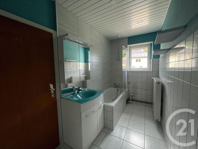 Appartement F4 à louer - 4 pièces - 103.0 m2 - LONGEVILLE LES ST AVOLD - 57 - LORRAINE - Century 21 Rond Point De L'Europe