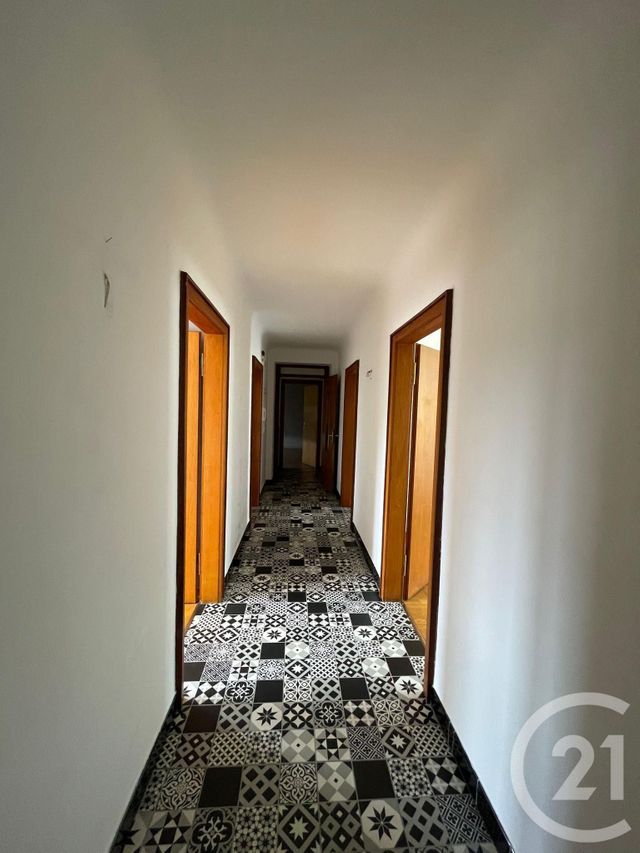 Appartement F4 à louer - 4 pièces - 103.0 m2 - LONGEVILLE LES ST AVOLD - 57 - LORRAINE - Century 21 Rond Point De L'Europe