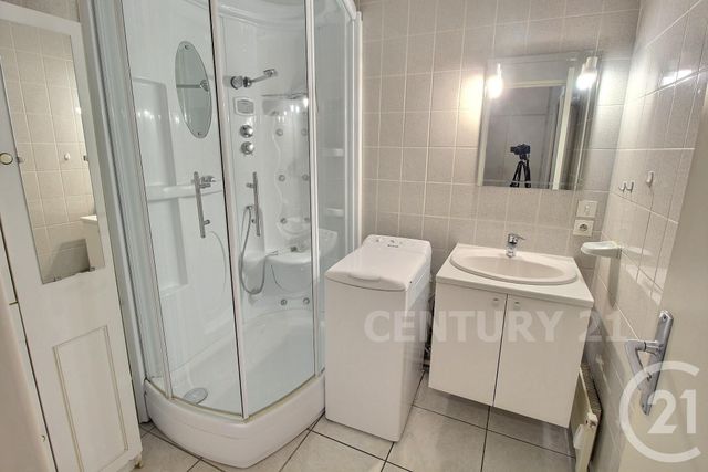 Appartement F4 à vendre - 4 pièces - 75.79 m2 - ST AVOLD - 57 - LORRAINE - Century 21 Rond Point De L'Europe