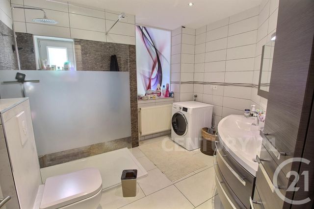 Afficher la photo en grand immeuble à vendre - 540.0 m2 - ST AVOLD - 57 - LORRAINE - Century 21 Rond Point De L'Europe