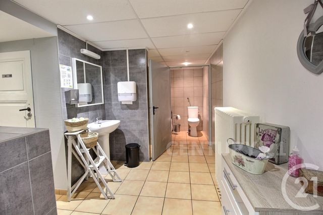 Afficher la photo en grand immeuble à vendre - 540.0 m2 - ST AVOLD - 57 - LORRAINE - Century 21 Rond Point De L'Europe