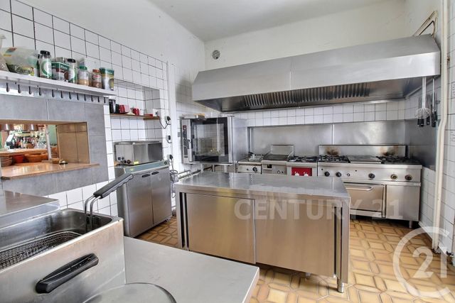 Afficher la photo en grand immeuble à vendre - 540.0 m2 - ST AVOLD - 57 - LORRAINE - Century 21 Rond Point De L'Europe