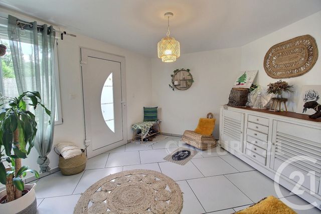 Afficher la photo en grand immeuble à vendre - 540.0 m2 - ST AVOLD - 57 - LORRAINE - Century 21 Rond Point De L'Europe