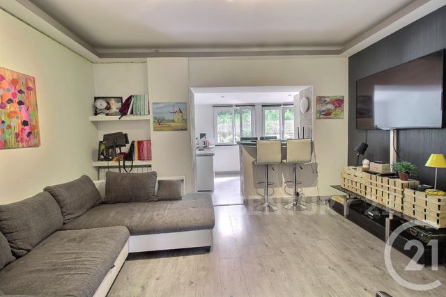 Afficher la photo en grand immeuble à vendre - 540.0 m2 - ST AVOLD - 57 - LORRAINE - Century 21 Rond Point De L'Europe