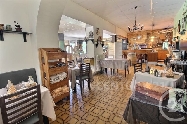 Afficher la photo en grand immeuble à vendre - 540.0 m2 - ST AVOLD - 57 - LORRAINE - Century 21 Rond Point De L'Europe