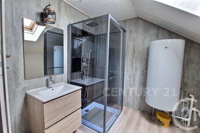 Appartement à louer - 4 pièces - 150.3 m2 - LONGEVILLE LES ST AVOLD - 57 - LORRAINE - Century 21 Rond Point De L'Europe