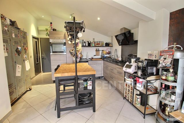 Afficher la photo en grand immeuble à vendre - 211.21 m2 - LONGEVILLE LES ST AVOLD - 57 - LORRAINE - Century 21 Rond Point De L'Europe