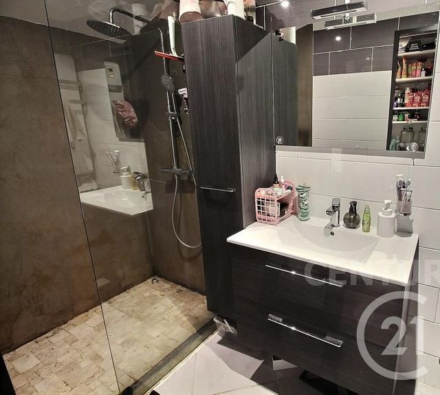 Afficher la photo en grand immeuble à vendre - 211.21 m2 - LONGEVILLE LES ST AVOLD - 57 - LORRAINE - Century 21 Rond Point De L'Europe