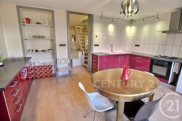 Appartement à vendre - 6 pièces - 168.0 m2 - ST AVOLD - 57 - LORRAINE - Century 21 Rond Point De L'Europe