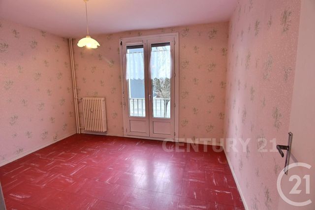 Appartement à vendre - 4 pièces - 79.81 m2 - ST AVOLD - 57 - LORRAINE - Century 21 Rond Point De L'Europe