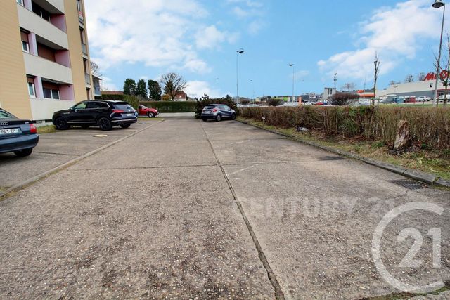 Appartement à vendre - 4 pièces - 79.81 m2 - ST AVOLD - 57 - LORRAINE - Century 21 Rond Point De L'Europe