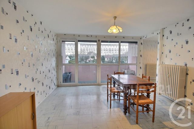 Appartement à vendre - 4 pièces - 79.81 m2 - ST AVOLD - 57 - LORRAINE - Century 21 Rond Point De L'Europe
