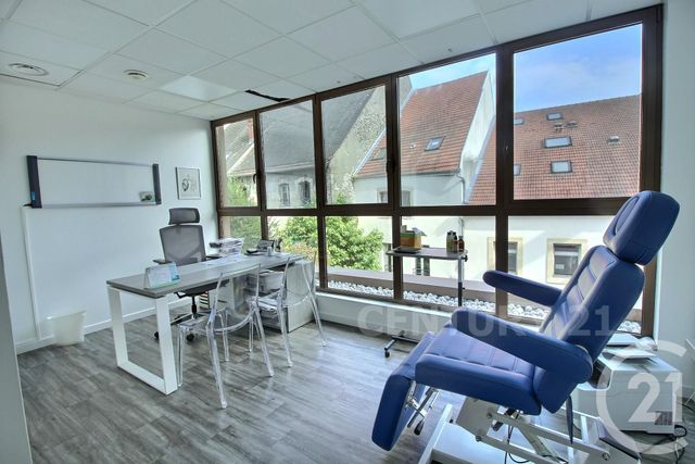 entreprise à vendre - 85.16 m2 - ST AVOLD - 57 - LORRAINE - Century 21 Rond Point De L'Europe