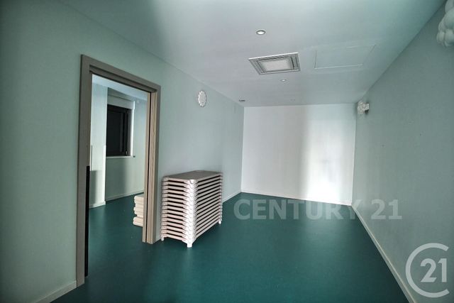 Afficher la photo en grand divers à vendre - 498.4 m2 - FOLSCHVILLER - 57 - LORRAINE - Century 21 Rond Point De L'Europe