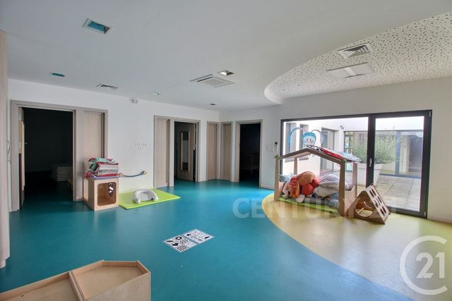 Afficher la photo en grand divers à vendre - 498.4 m2 - FOLSCHVILLER - 57 - LORRAINE - Century 21 Rond Point De L'Europe